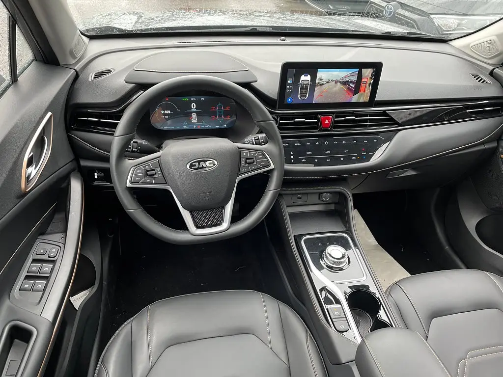 JAC e-JS4 193hk (65,7kWh Batteri)40mil räckvidd 3890kr/36mån