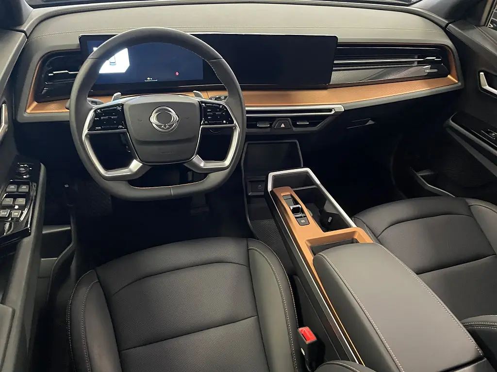 KGM KGM Torres EVX Luxury Edition Demobil