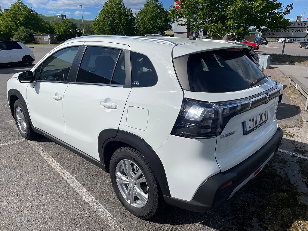 Suzuki S-Cross HEV AllGrip AGS Euro 6 Vinterdäck ingår