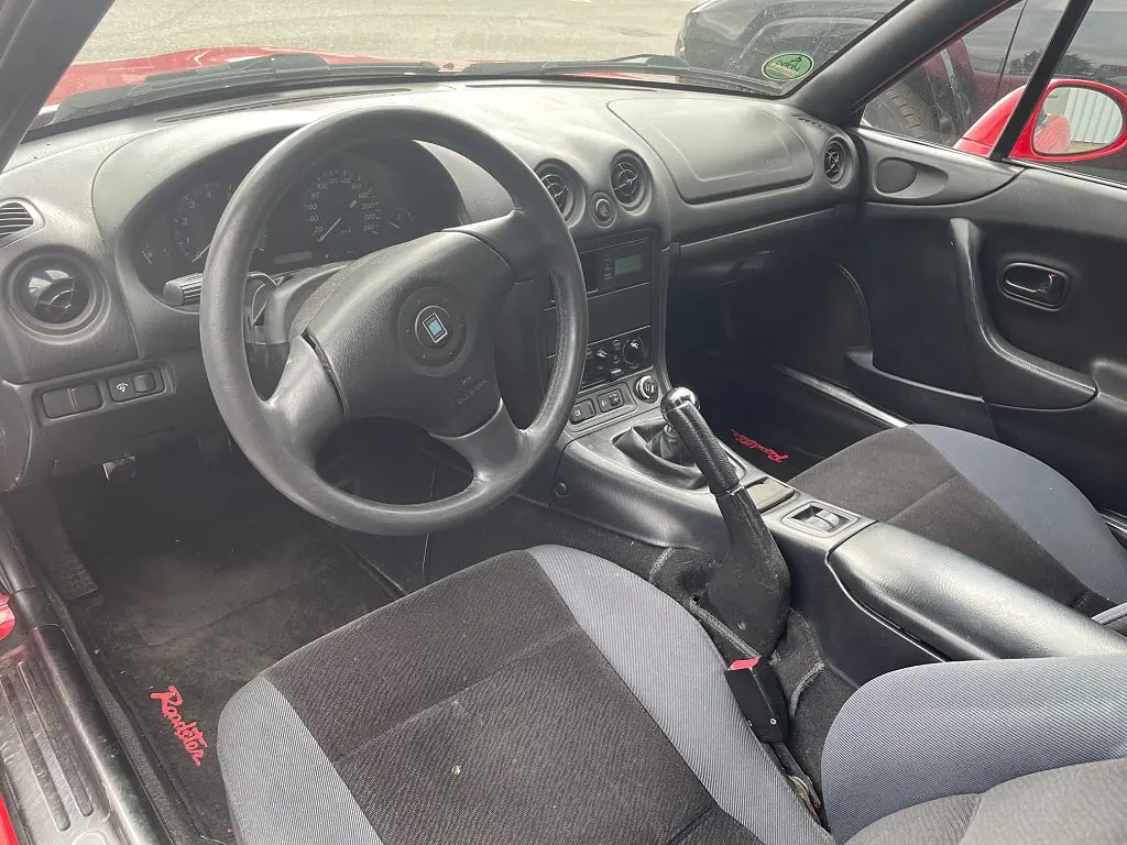 Mazda MX-5 1.6 Euro 2