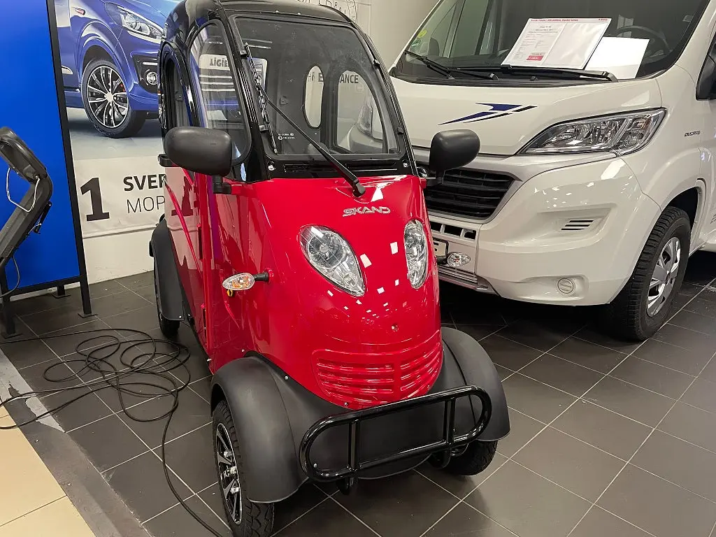 Skand Kabinskoter Gomoto 2.4 Plus GoMoto 2.4 Plus – Promenadscooter