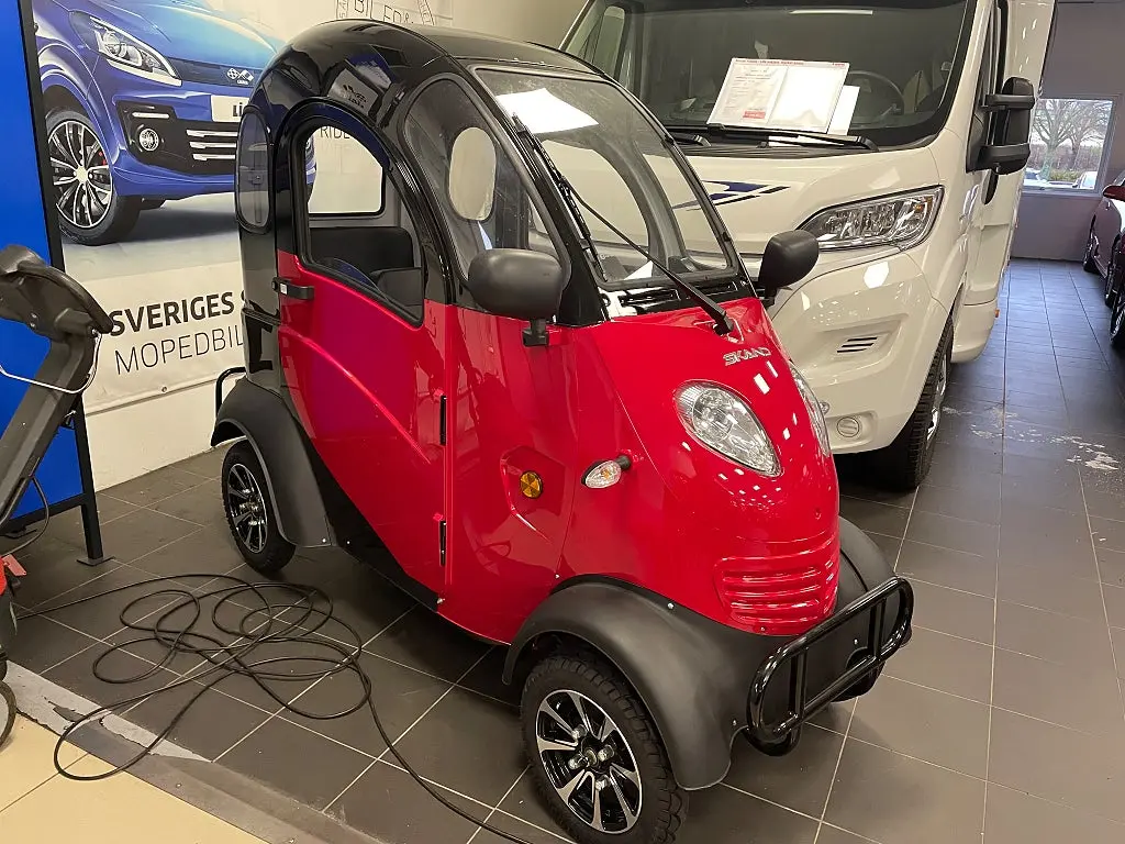 Skand Kabinskoter Gomoto 2.4 Plus GoMoto 2.4 Plus – Promenadscooter