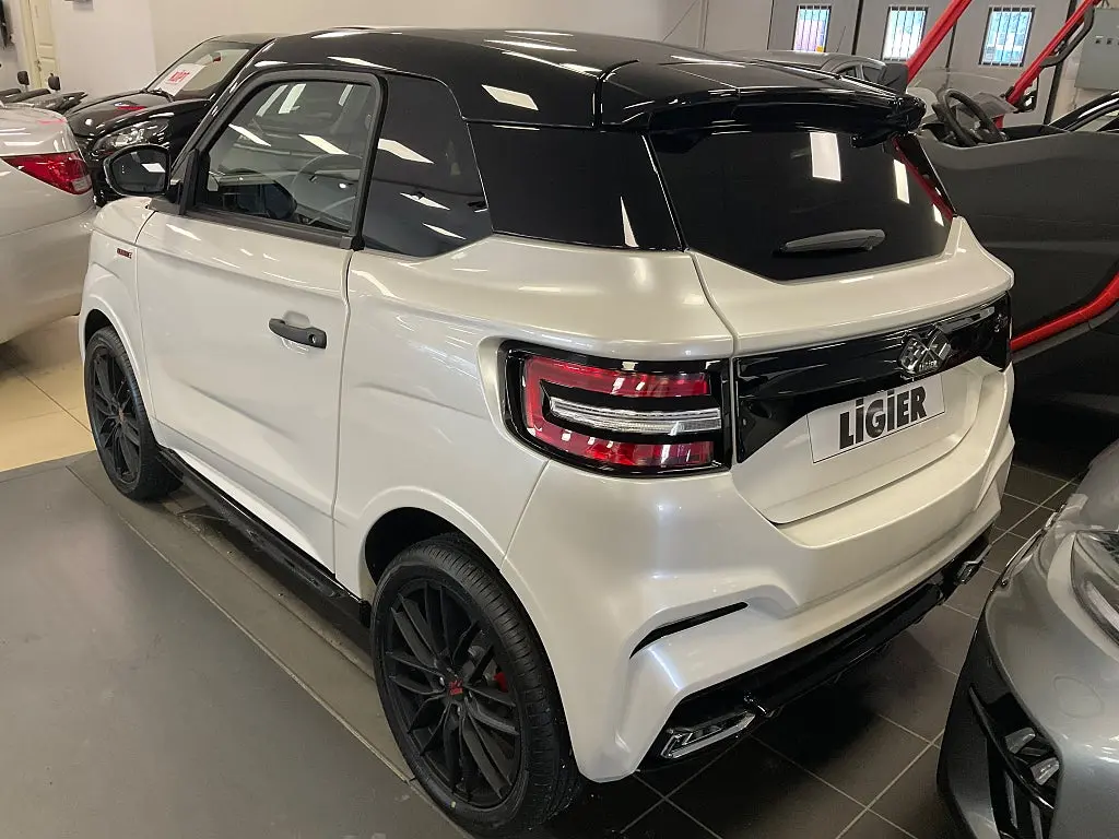 Ligier JS50 Ultimate, Air condition, Fri Leverans inom 5mil