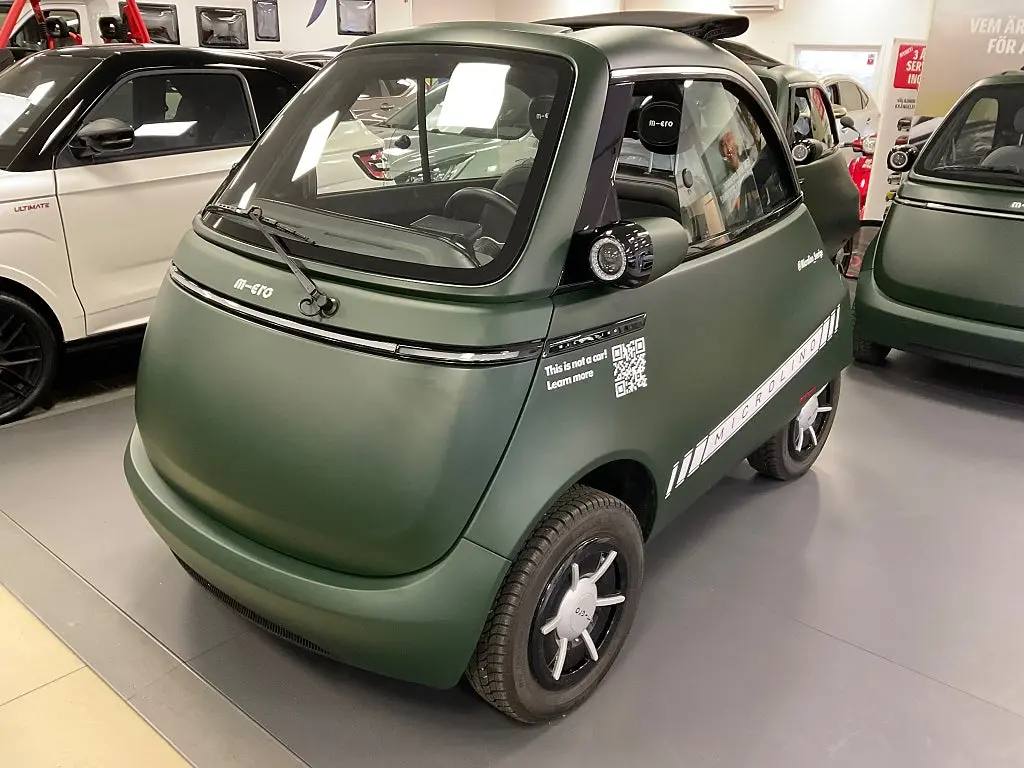 Micro Microlino Microlino 90km/h Medium Range 14.4 kWh Demo