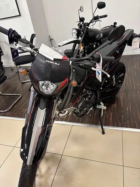 Rieju MRT SM Black Edition SM Black Edition Utförsäljning