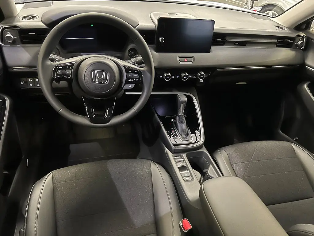Honda HR-V e:HEV 1.5 i-MMD e-CVT ADVANCE Rattvärme,El-baklucka