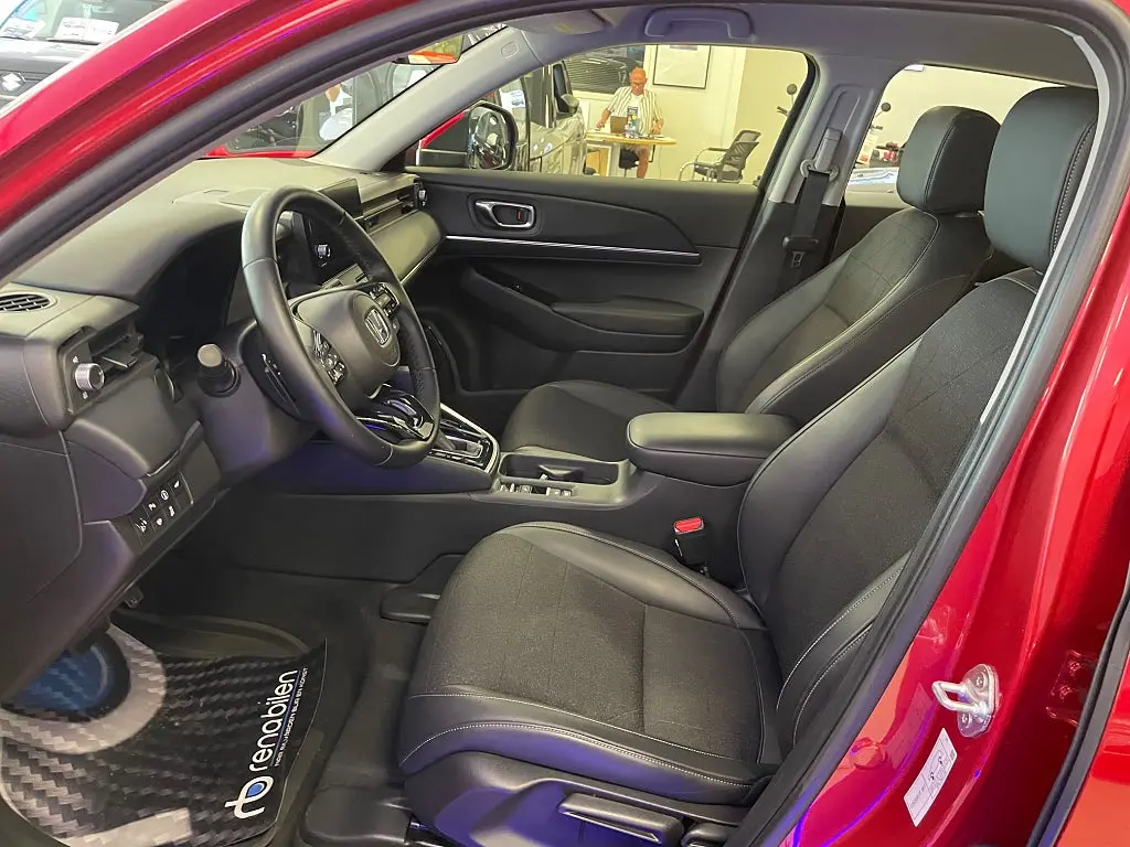 Honda HR-V e:HEV 1.5 i-MMD e-CVT Advance