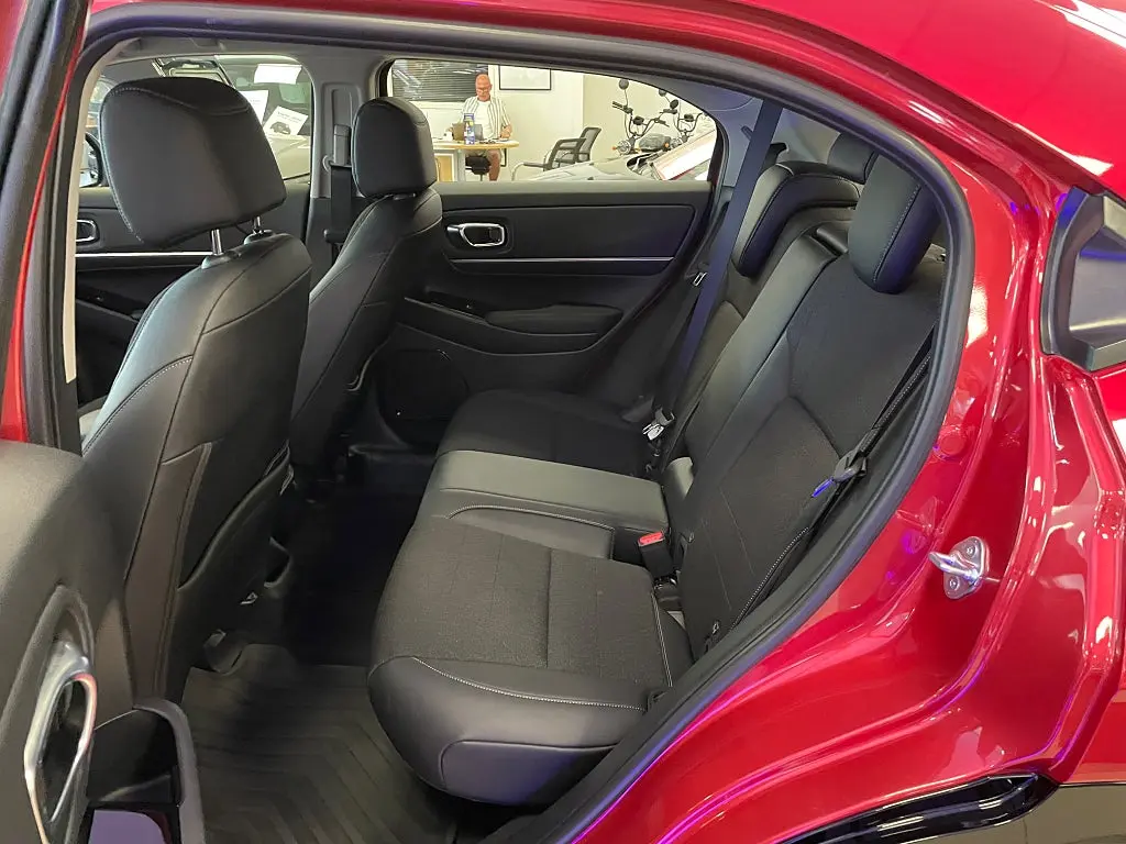 Honda HR-V e:HEV 1.5 i-MMD e-CVT Advance