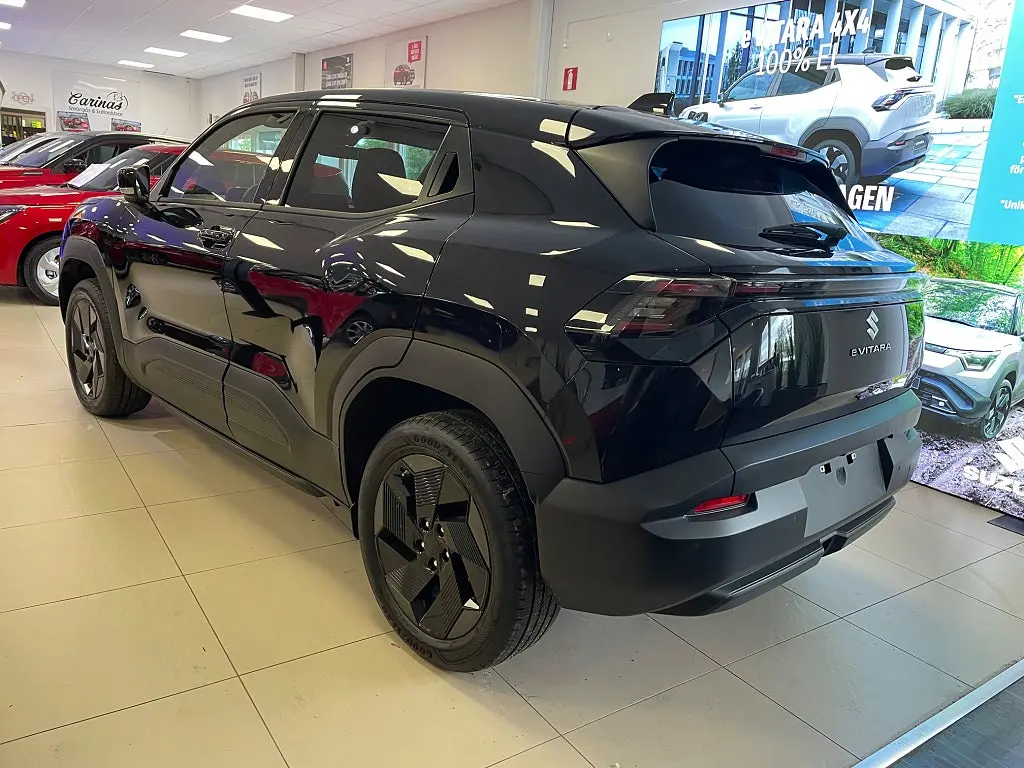 Suzuki e-Vitara 61 kWh Select 2WD Privatleasing 4645kr/månad