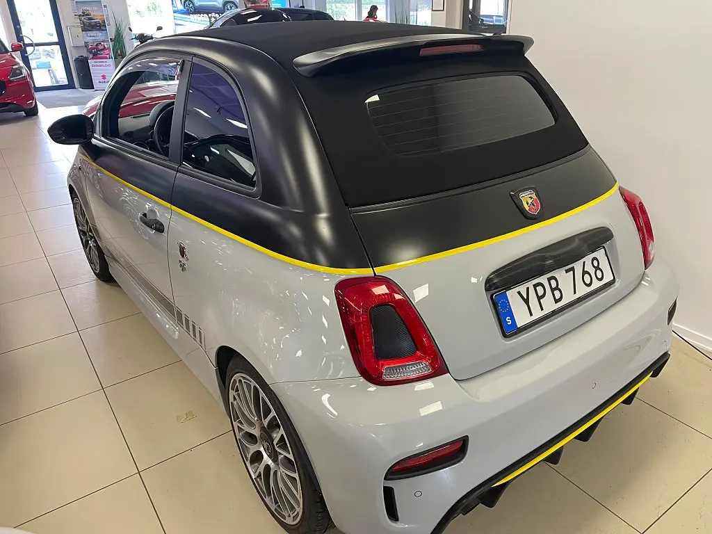 Abarth 595C 1.4 T-JET 16V Euro 6 OBS 1800 mil 3 års beg. garanti
