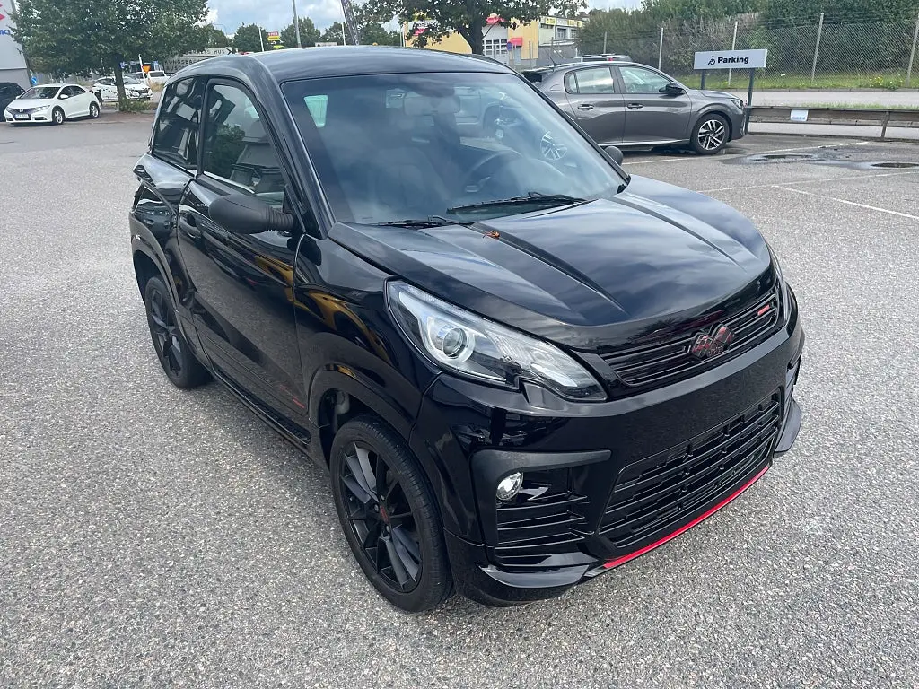 Ligier JS60 0.5 DCI Ultimate sport