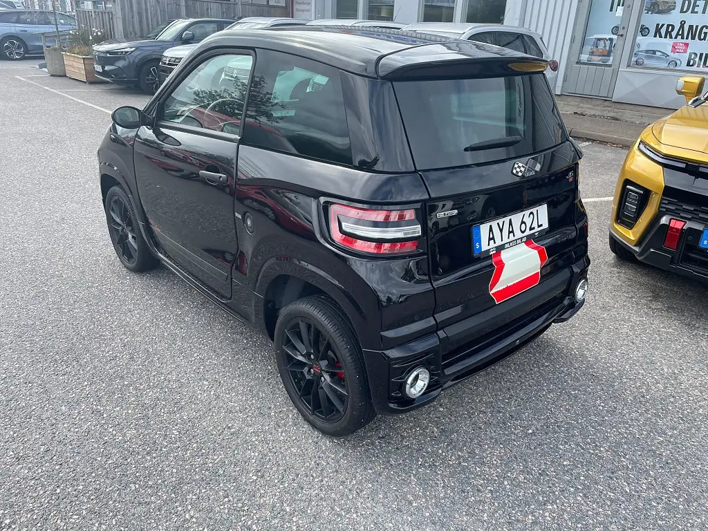 Ligier JS60 0.5 DCI Ultimate sport