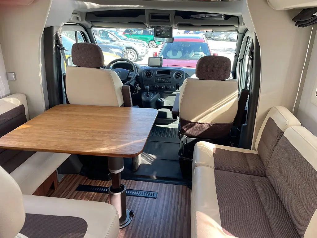 Adria MATRIX SUPREME M 687 SL Mässpris! Långbädd,Alde,Ugn,Taksäng