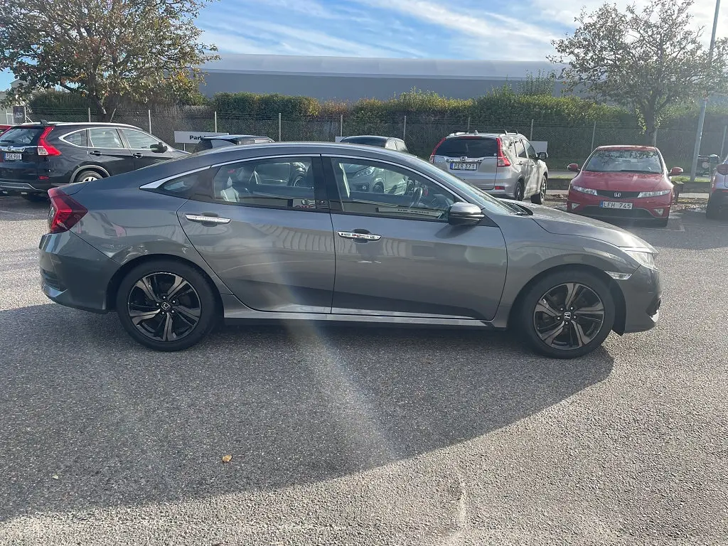 Honda Civic Sedan 1.6 i-DTEC Elegance Euro 6 DRAGKROK
