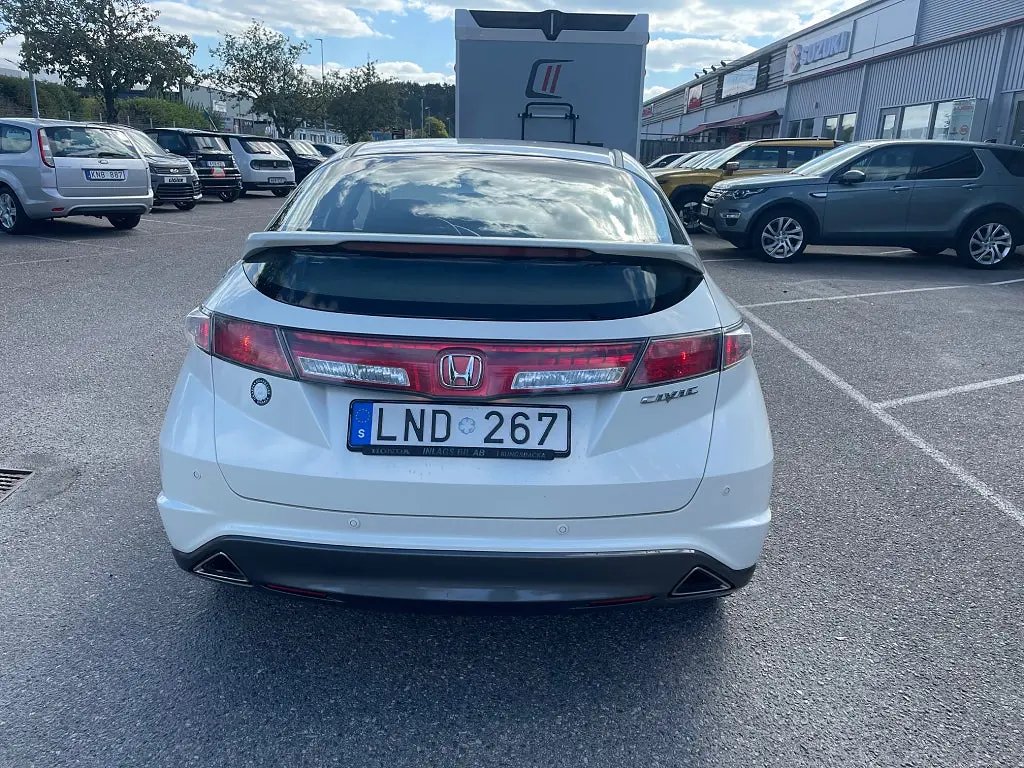 Honda Civic 5-dörrar 1.8 i-VTEC Sport Euro 5