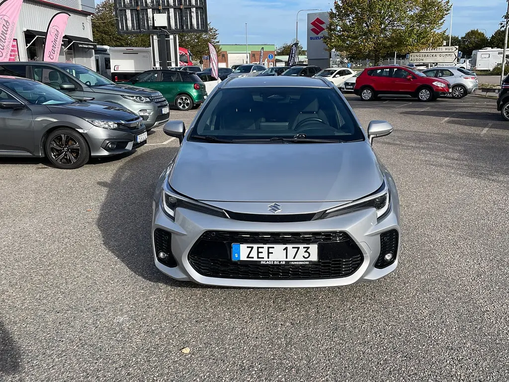 Suzuki Swace Hybrid 1.8 VVT-i CVT Inclusive Dragkrok 3år Beggaranti