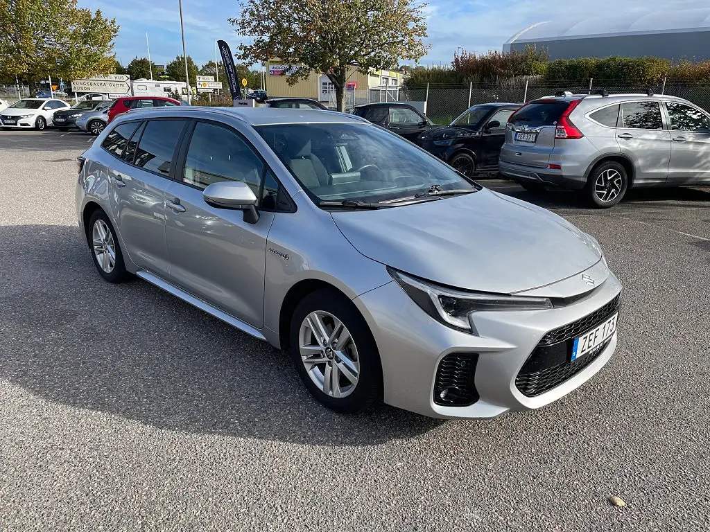 Suzuki Swace Hybrid 1.8 VVT-i CVT Inclusive Dragkrok 3år Beggaranti