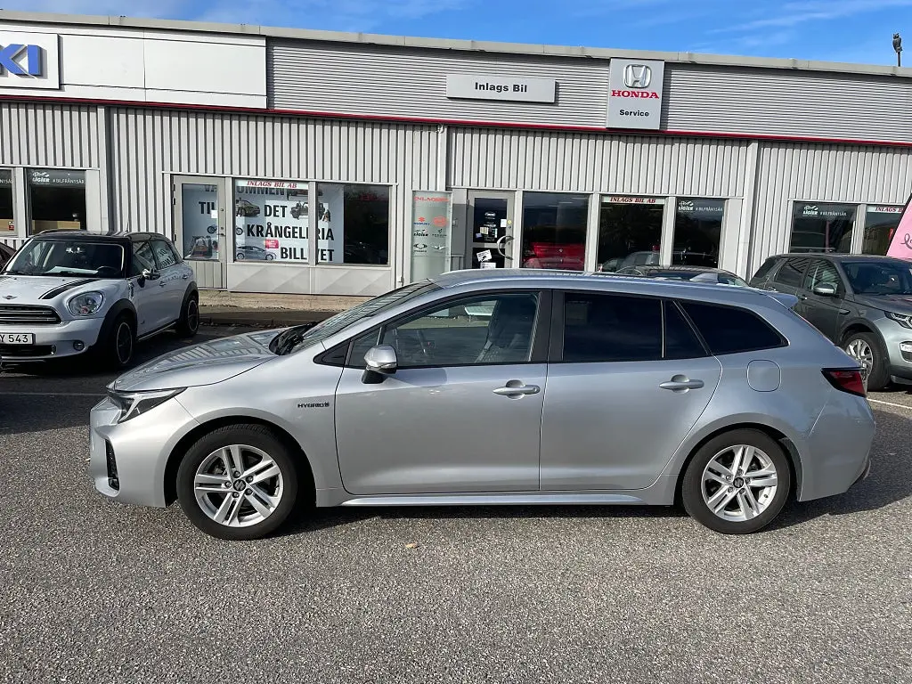 Suzuki Swace Hybrid 1.8 VVT-i CVT Inclusive Dragkrok 3år Beggaranti