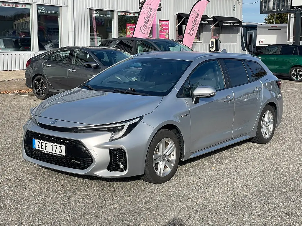 Suzuki Swace Hybrid 1.8 VVT-i CVT Inclusive Dragkrok 3år Beggaranti